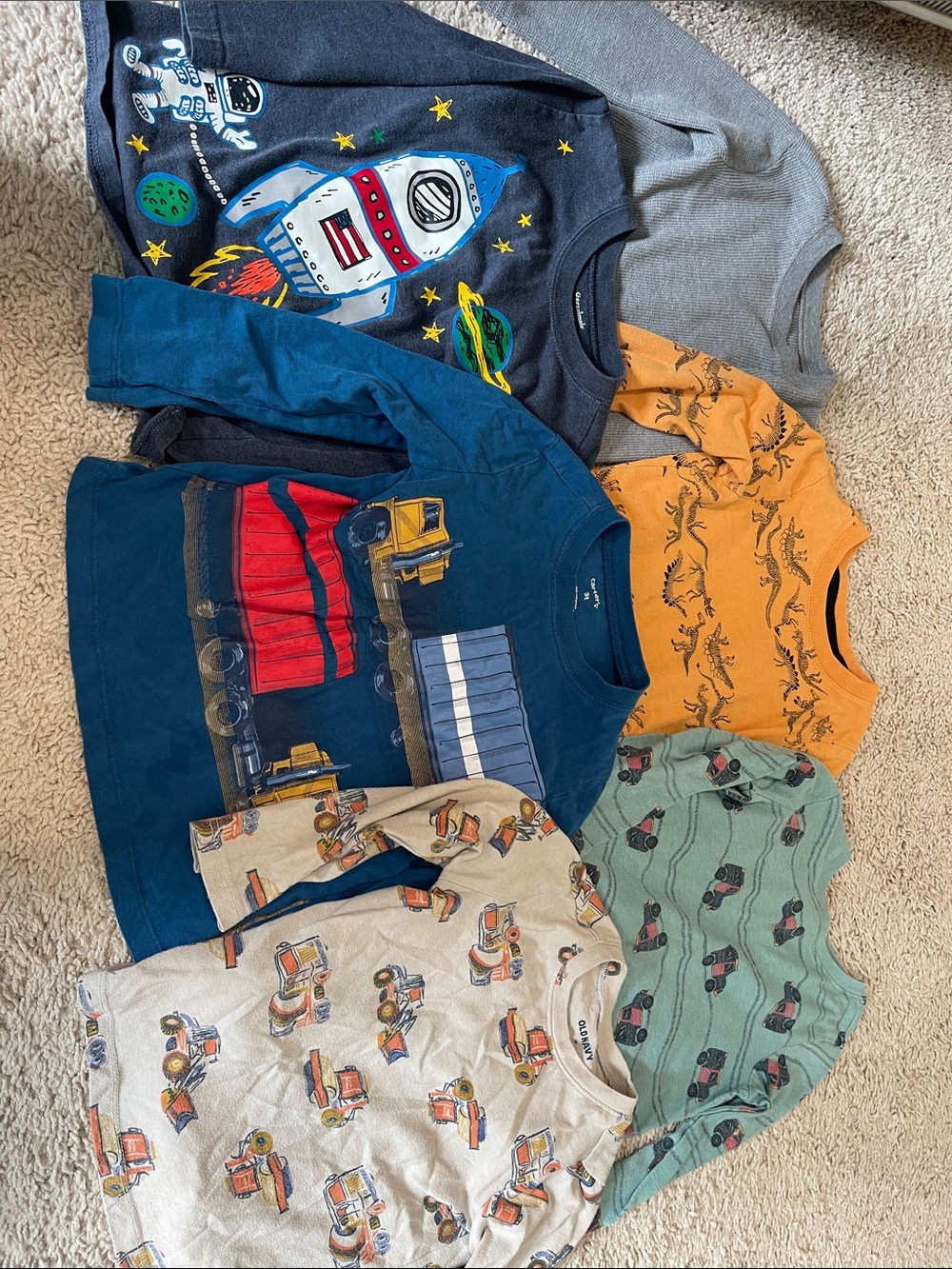 Long-Sleeve Tee shirts lot - boys 3t